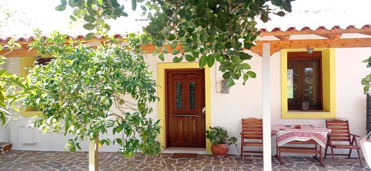 Small Villa Gerani Agios Vlasios  외부 사진